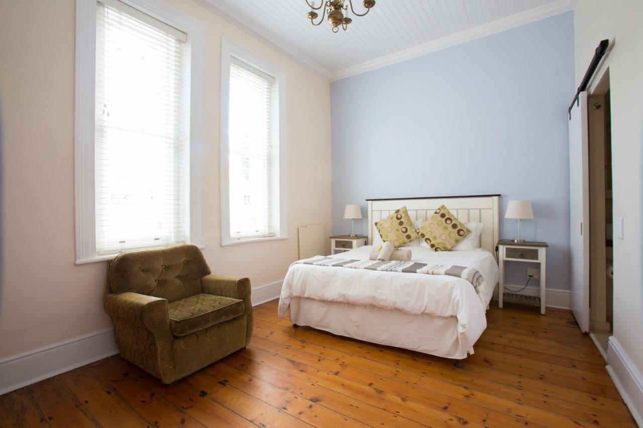 Six On Scott Bed & Breakfast เคปทาวน์ ภายนอก รูปภาพ