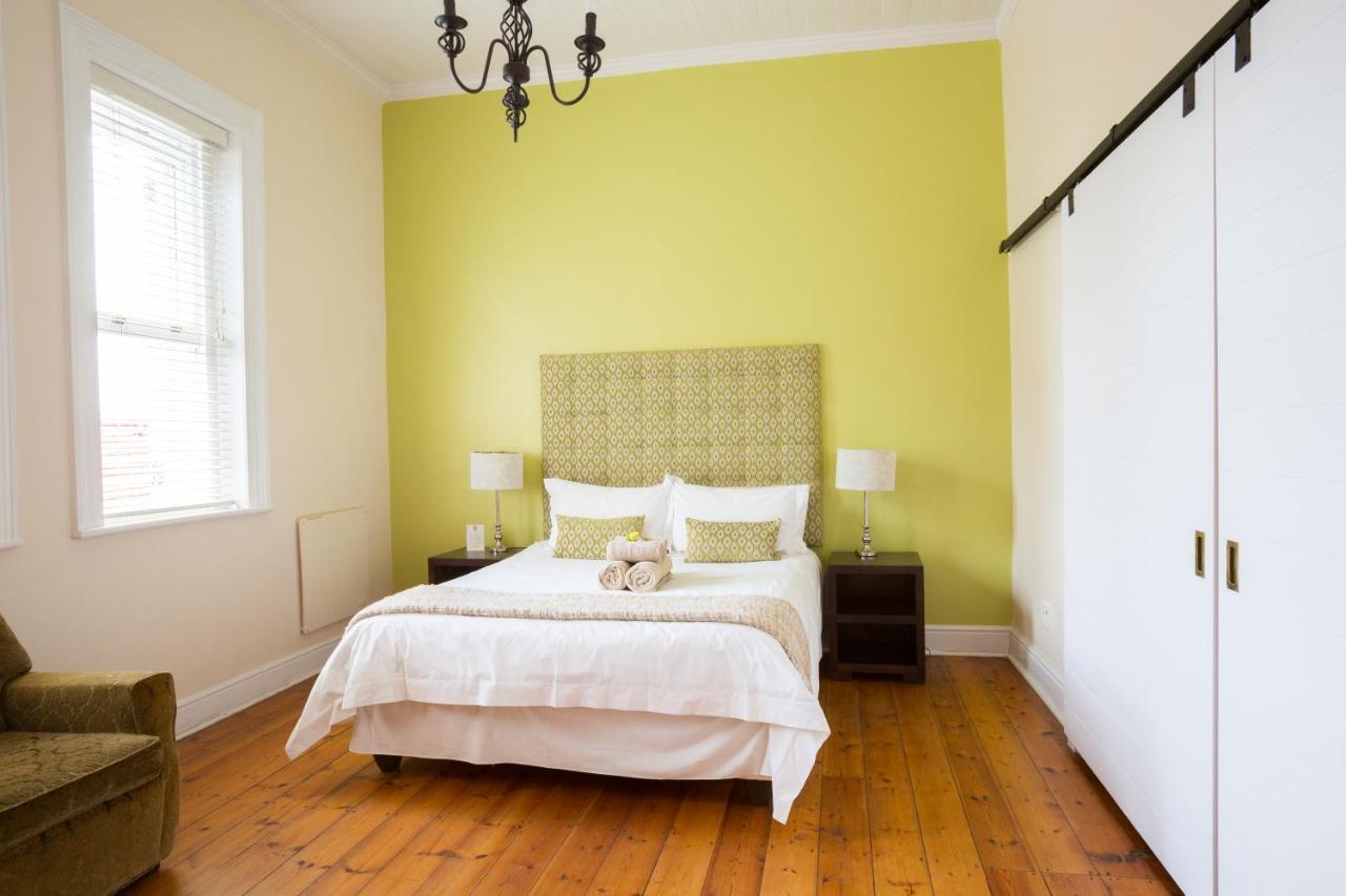 Six On Scott Bed & Breakfast เคปทาวน์ ภายนอก รูปภาพ